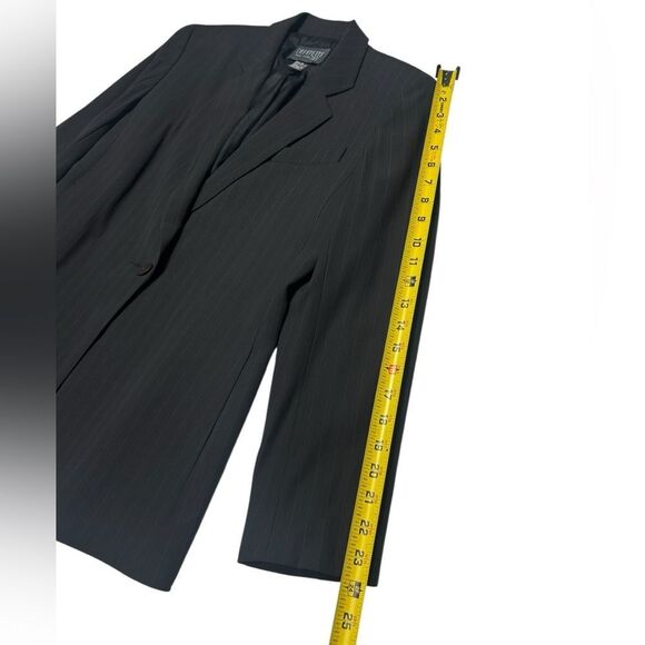 Lafayette 148 New York Black Pinstripe Blazer One Button Size 6 - Picture 8 of 9
